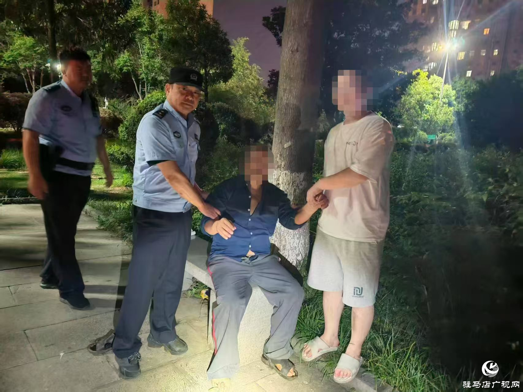 經(jīng)開區(qū)公安分局：20分鐘尋回走失老人 護(hù)送平安回家 