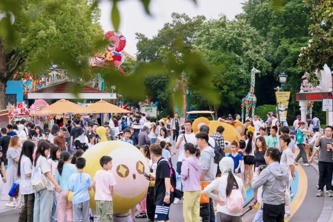 亞洲首臺(tái)站立式過山車要來上海了！