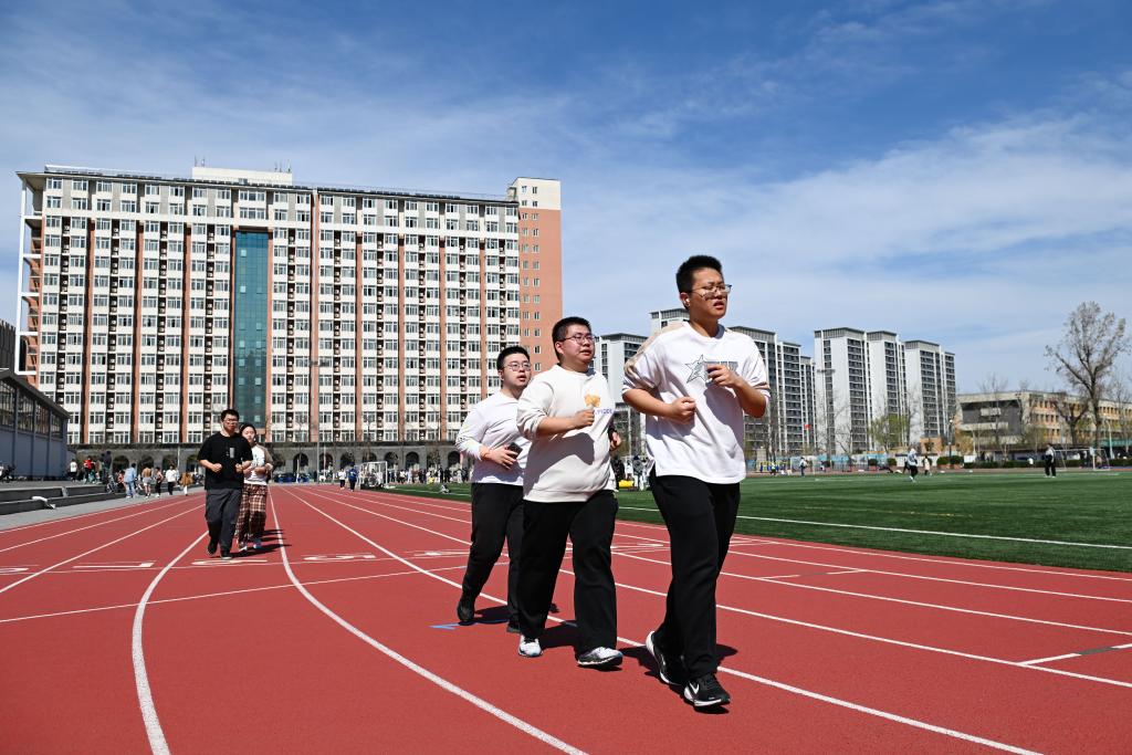 追光丨準(zhǔn)考證別扔！小心損失“一個億”