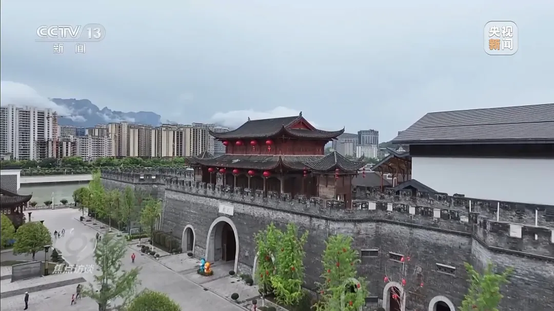 耗資24億元的大庸古城，為何淪為了“空城”？