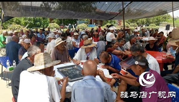 平輿縣萬(wàn)金店鎮(zhèn)土店村：“七一”系列活動(dòng)獻(xiàn)禮建黨節(jié)，孝善文化潤(rùn)?quán)l(xiāng)土