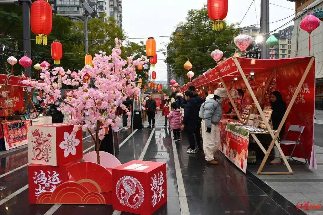 文博日歷丨青銅戈上刻蠶紋 這是古蜀人種桑養(yǎng)蠶的實(shí)證