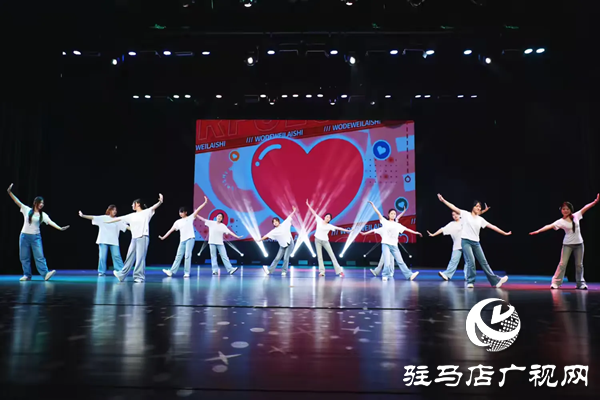  仲夏序章如“樂”而至2025黃淮學(xué)院音樂學(xué)院暑期“三下鄉(xiāng)”匯演璀璨啟幕