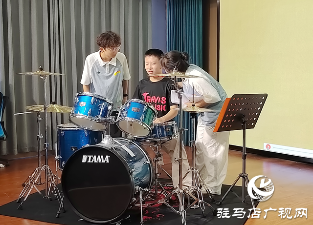 黃淮學院“七彩星”志愿服務隊：用青春力量澆灌特殊兒童夢想之花