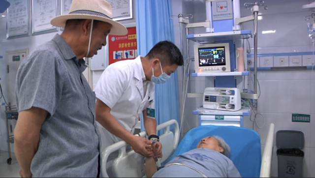 高溫中暑喝藿香正氣水？醫(yī)生提醒用不對(duì)可能會(huì)加重病情