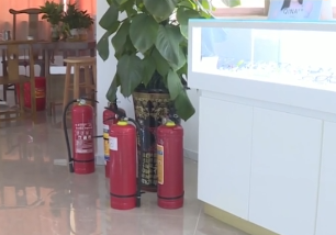 多人中招！有騙子假冒“消防人員”收費(fèi)更換滅火器