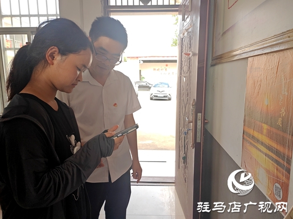 平輿縣辛店鄉(xiāng)：積極推廣“數(shù)字書屋”  開啟群眾“指尖閱讀”