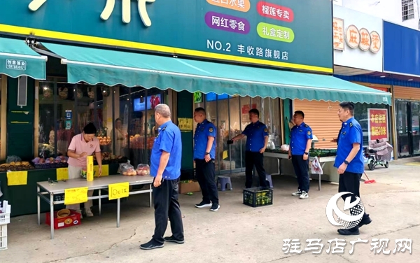 “清障+規(guī)范”雙管齊下 平輿城管整治行動(dòng)提升市容安全水平