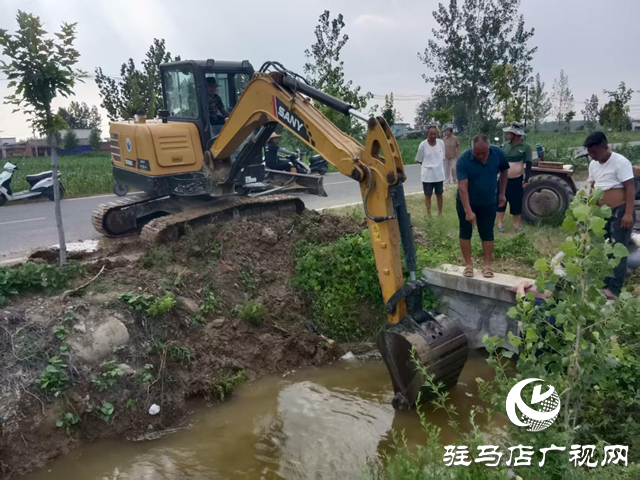 驛城區(qū)諸市鎮(zhèn)：干群同心掀起抗旱保秋熱潮