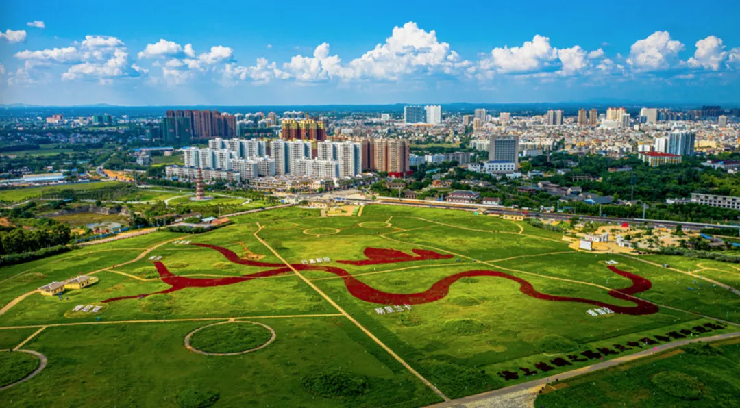 文博日歷丨誰家玻璃杯“穿越”了？這可是實打?qū)嵉臐h代產(chǎn)品