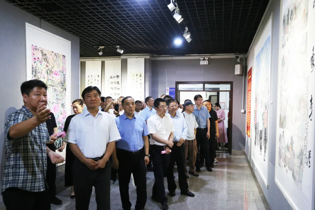 【展訊】紀念抗戰(zhàn)勝利80周年、楊靖宇將軍誕辰120周年美術書法攝影藝術展開幕