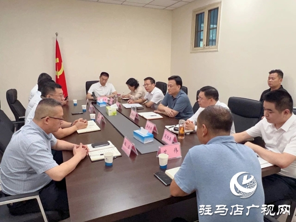  西平縣委書記侯公濤會見北京順鑫控股集團有限公司市場總監(jiān)許大鵬一行