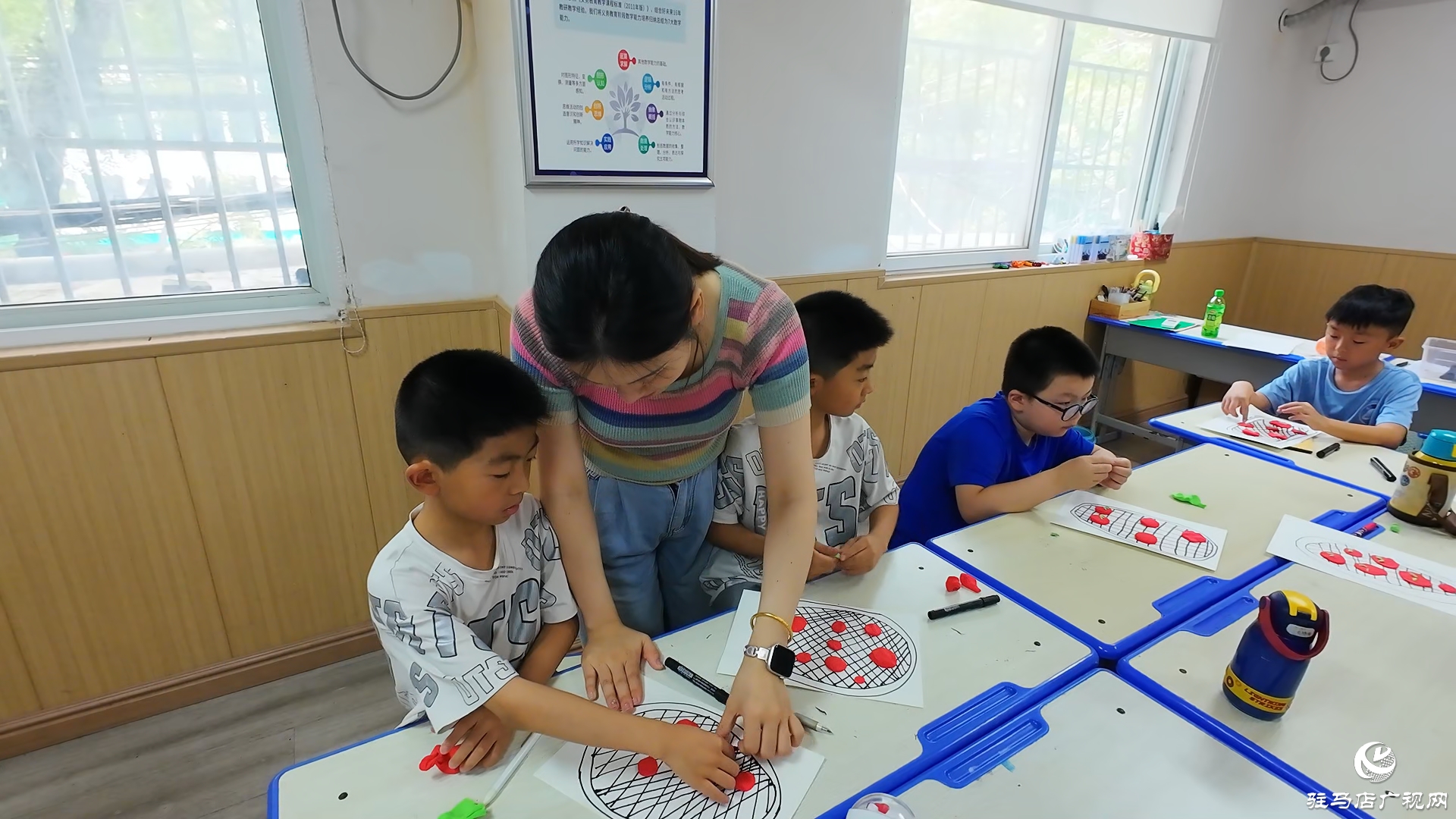 正陽(yáng)縣：愛心托管“托”起多彩假期