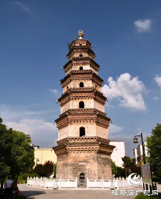 【大美天中】 千年古塔見(jiàn)證西平歷史  寶巖寺塔承載文化記憶