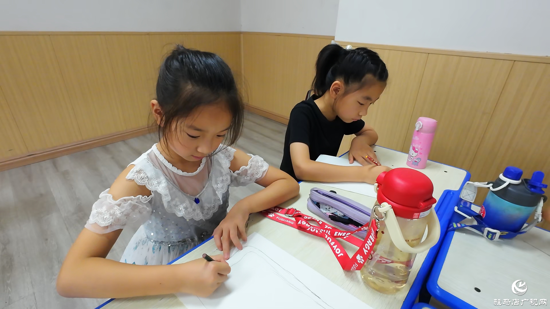 正陽(yáng)縣：愛心托管“托”起多彩假期