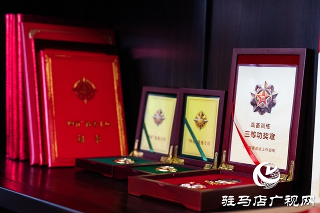  從冰河到暖陽：張軍偉救人義舉，繪就軍民魚水“親情畫卷