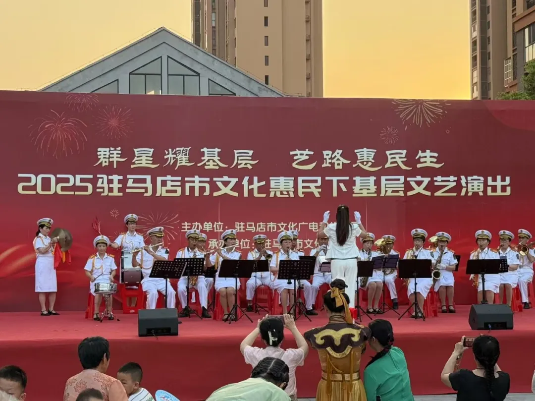 【惠民演出】夏夜璀璨樂不停，文化盛宴暖民心！