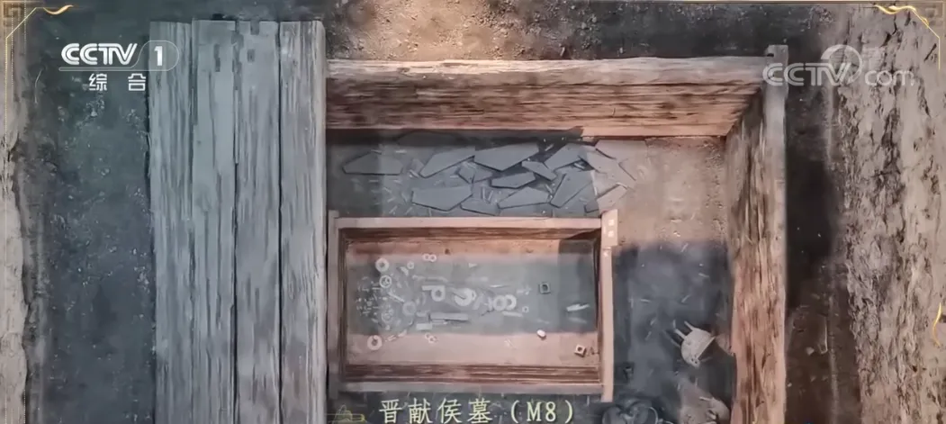 文博日歷丨看2件編鐘如何揭開(kāi)它們的“身世”真相→