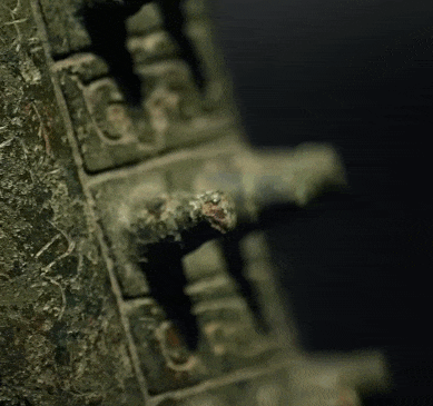 文博日歷丨看2件編鐘如何揭開(kāi)它們的“身世”真相→