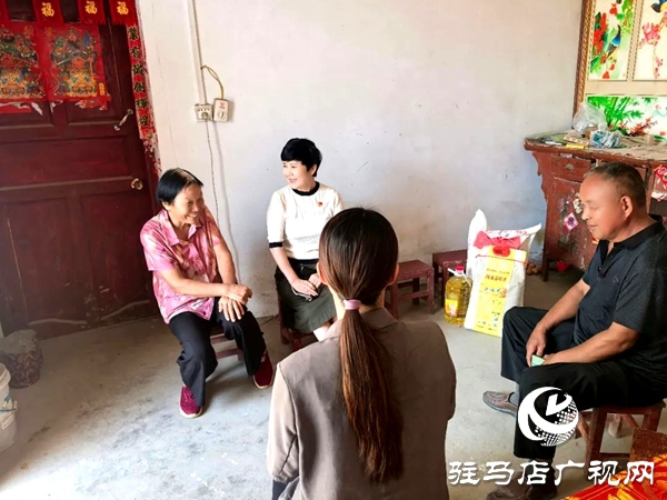 平輿縣婦聯(lián)走訪慰問現(xiàn)役軍屬代表送上節(jié)日關(guān)懷與祝福