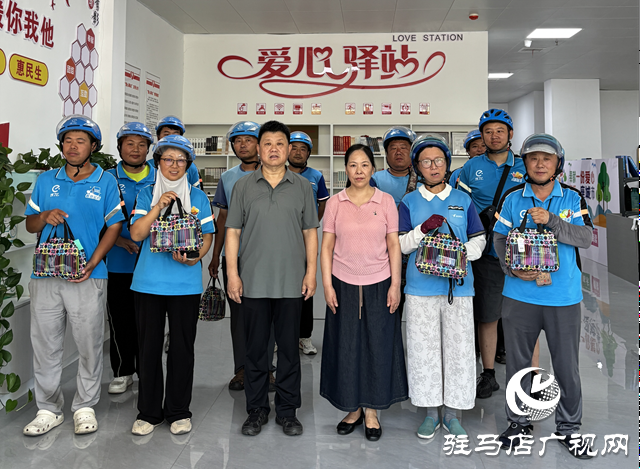  示范區(qū)總工會：開展“工會送清涼，防暑保安康”主題活動