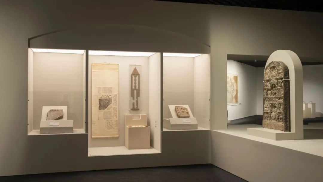 古文明大展上?！皥F(tuán)建”，每個(gè)都想去→