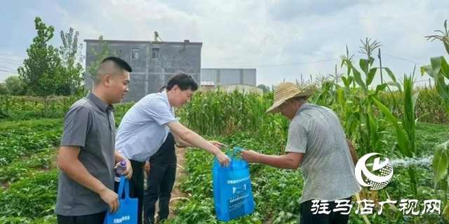 確山縣司法局：普法進(jìn)村零距離