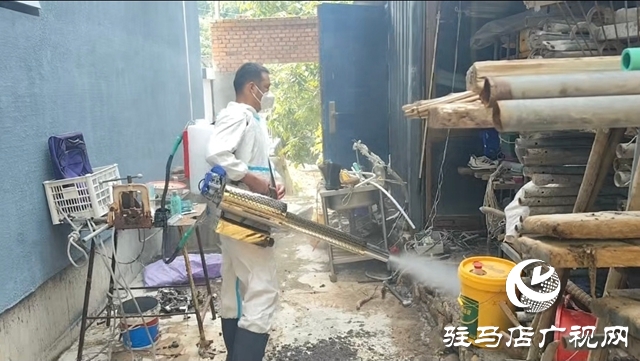 泌陽(yáng)縣紅十字蛟龍應(yīng)急救援中心緊急馳援北京開(kāi)展災(zāi)后救援消殺工作