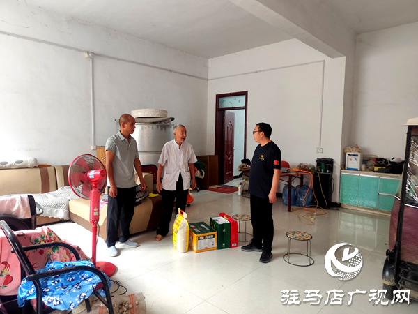 平輿縣射橋鎮(zhèn)： “八一”慰問退役軍人 情暖老兵心