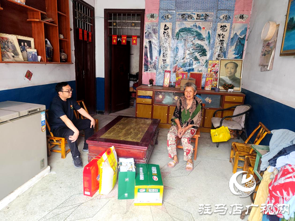 平輿縣射橋鎮(zhèn)： “八一”慰問退役軍人 情暖老兵心