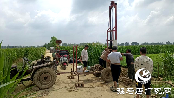 平輿縣陽城鎮(zhèn)洪山廟村黨支部書記丁運生 抗旱一線的“排頭兵”