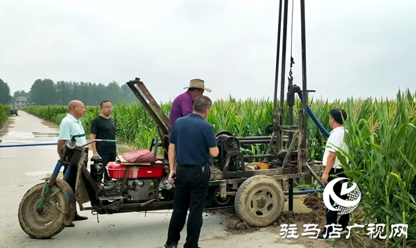 平輿縣民政局助力結(jié)對幫扶村全力打贏抗旱保秋攻堅戰(zhàn)