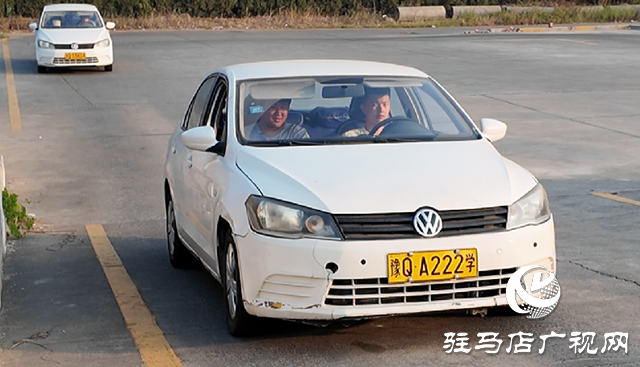 暑假期間 駐馬店市區(qū)駕校迎來(lái)學(xué)生“學(xué)車熱”