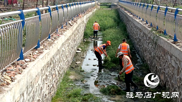 備戰(zhàn)汛期！確山縣住建局展開明溝暗渠疏挖清淤行動(dòng)