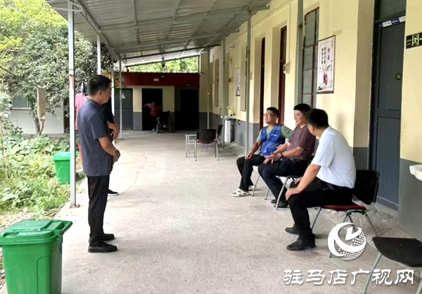 平輿縣民政局開展養(yǎng)老服務機構安全防范和防汛救災檢查工作