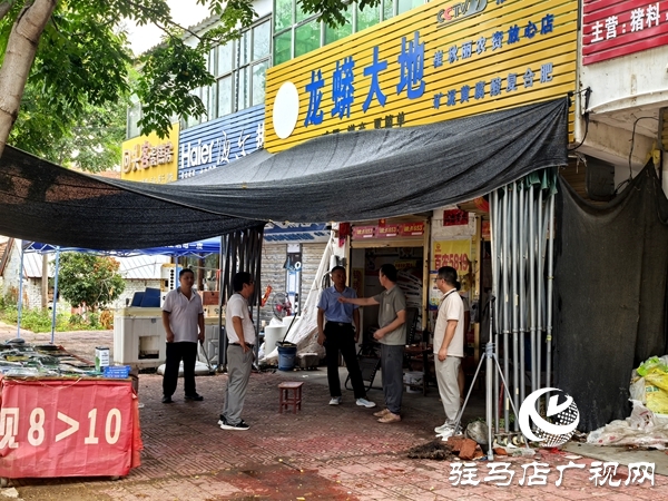 平輿縣廟灣鎮(zhèn)：撐起農(nóng)資“保護(hù)傘” 助力“三秋”生產(chǎn)