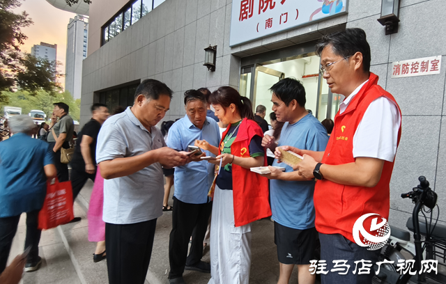 駐馬店：黨員先鋒護(hù)航黃河戲劇節(jié) 志愿服務(wù)彰顯擔(dān)當(dāng)本色