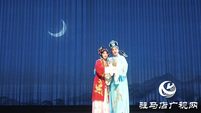 河南省曲劇藝術(shù)保護傳承中心曲劇《梨花情》亮相戲劇節(jié)