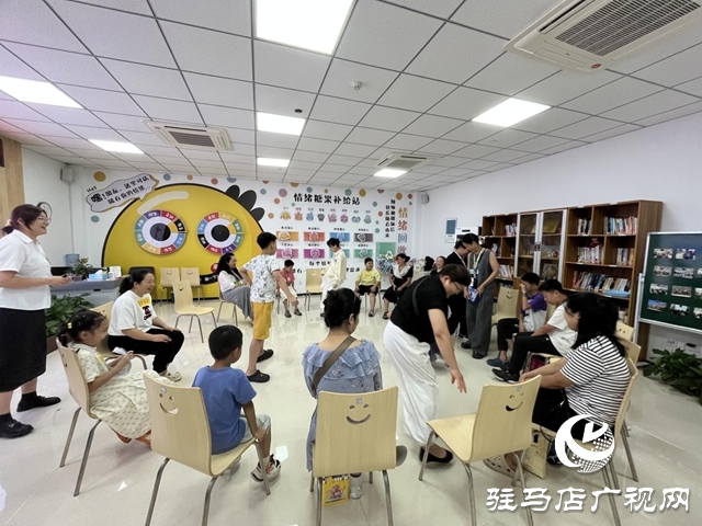 駐馬店“小手牽大手”親子營(yíng)：用游戲讓孩子與家長(zhǎng)心貼心