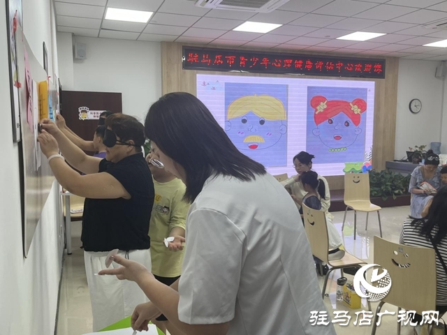 駐馬店“小手牽大手”親子營(yíng)：用游戲讓孩子與家長(zhǎng)心貼心