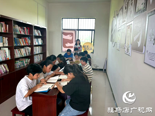 書香潤(rùn)童心  閱讀伴成長(zhǎng)