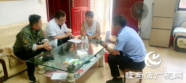 平輿縣高楊店鎮(zhèn)開(kāi)展征兵家訪工作確保年度征兵任務(wù)圓滿完成