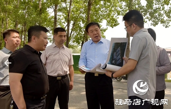 平輿縣8000余名黨員干部每周三準(zhǔn)時(shí)參加“四大攻堅(jiān)日”激活治理新效能