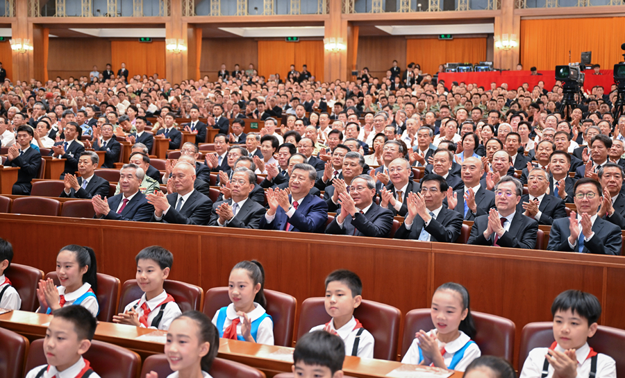 紀念中國人民抗日戰(zhàn)爭暨世界反法西斯戰(zhàn)爭勝利80周年文藝晚會《正義必勝》在京隆重舉行