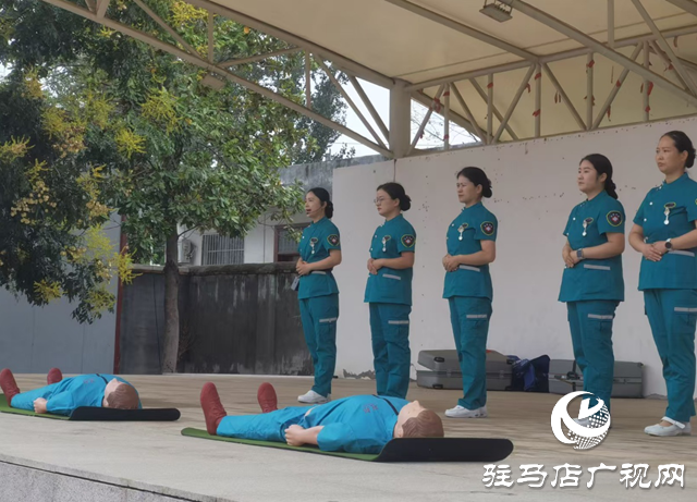  西平縣職教中心：開(kāi)學(xué)第一課 急救知識(shí)護(hù)成長(zhǎng)