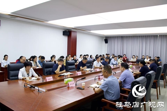  西平縣召開2025年教師節(jié)座談會