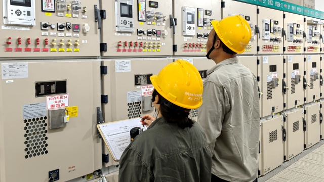 國網平輿縣供電公司：加強巡視 確保變電設備健康運行。