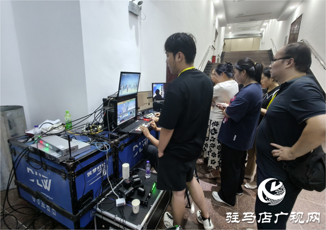 駐馬店聯(lián)通圓滿(mǎn)完成第11屆黃河戲劇節(jié)通信保障工作