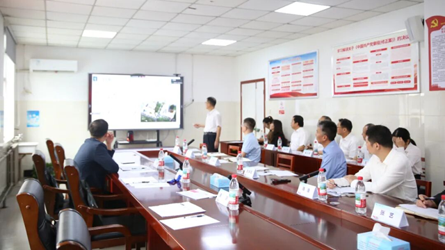 中國房顫中心現(xiàn)場核查專家組蒞臨駐馬店市第一人民醫(yī)院驗(yàn)收房顫中心建設(shè)工作