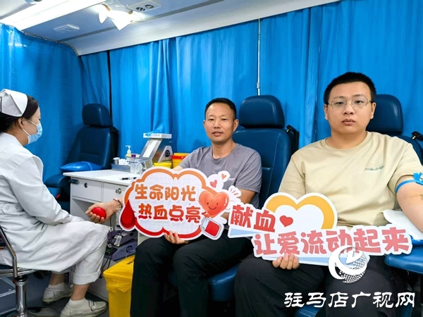 平輿縣雙廟鎮(zhèn)：干部群眾踴參與 無(wú)償獻(xiàn)血顯擔(dān)當(dāng)